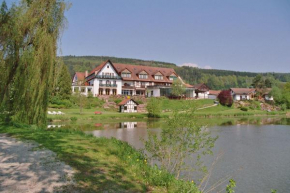 Отель Seehotel Gut Dürnhof  Ринек